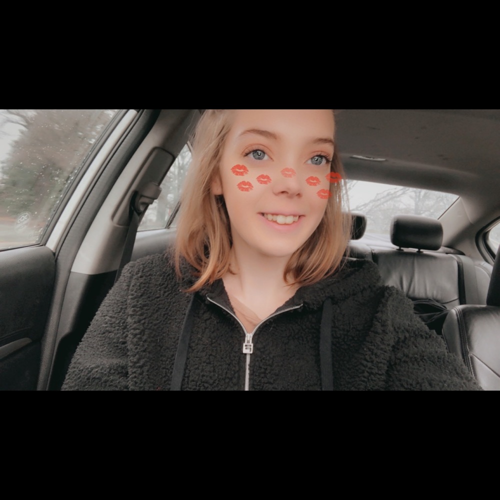 Meet your Posher, Jessica